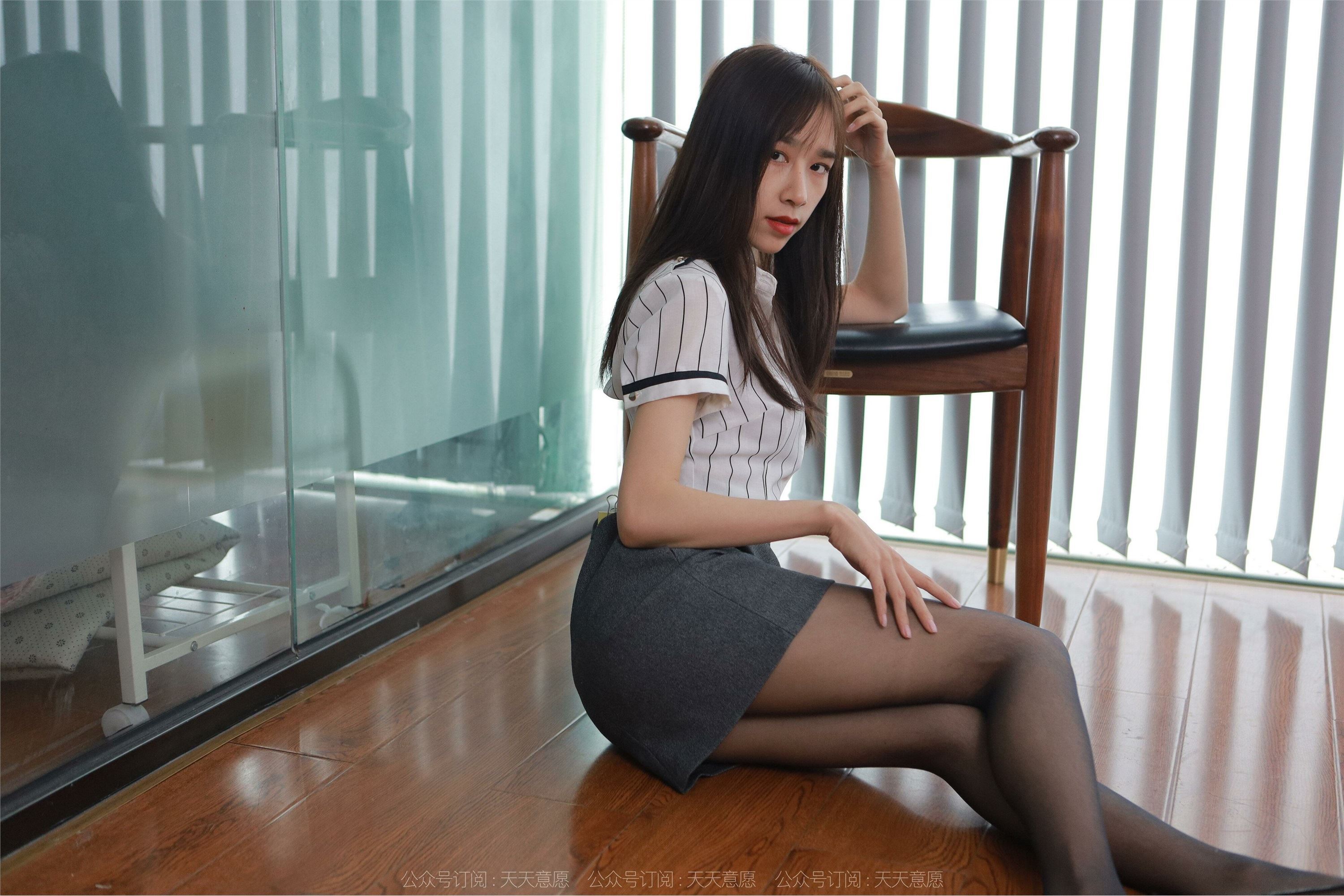 IESS异思趣向 2022.03.30 丝享家1044：美子《酒红色美甲》